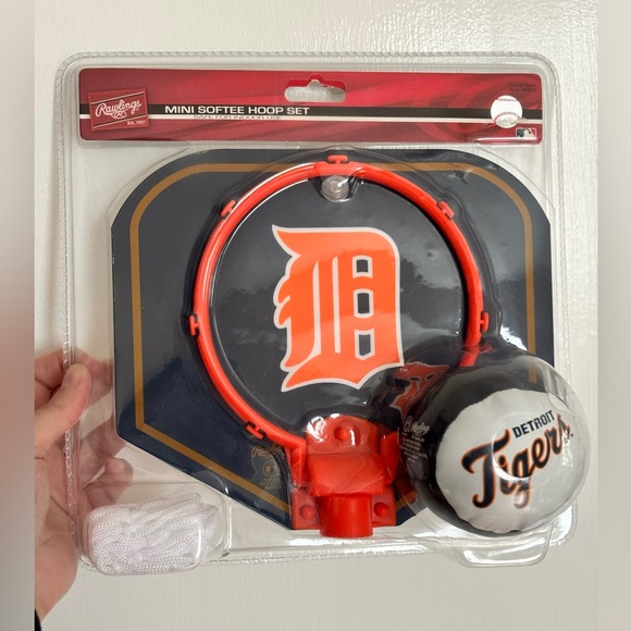 NEW! 2012 Rawlings Mini Softee Hoop Set: Detroit Tigers MLB NBA Detroit Michigan - Picture 7 of 7